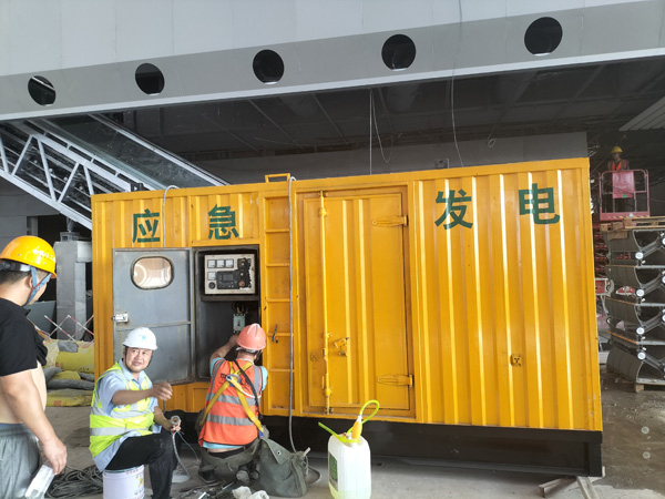 涞源怎样判断空气滤清器是否需要更换？